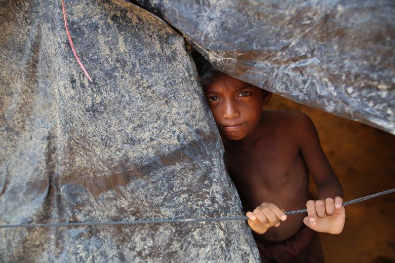200 bin Arakanlı çocuk ölüm riski altında
