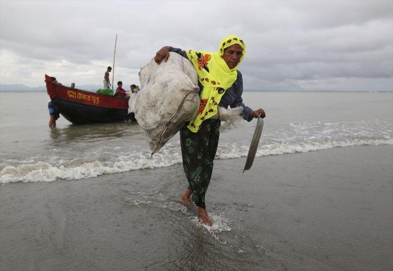 200 bin Arakanlı çocuk ölüm riski altında