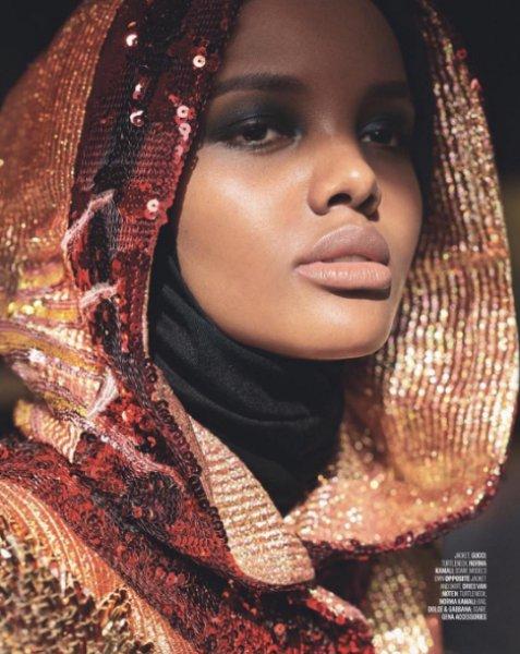 Dünyanın ilk tesettürlü modeli Halima Aden oldu 