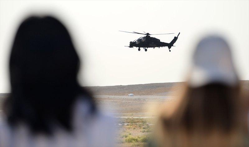 Eskişehir'de akrobasi gösterisi