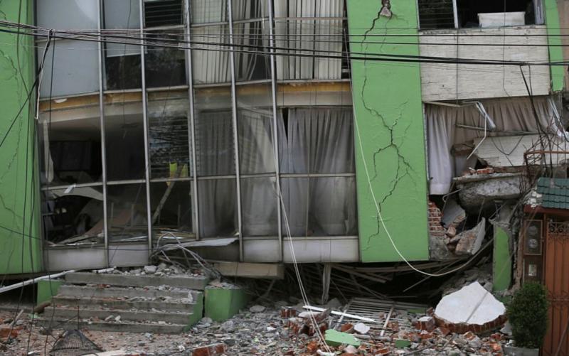 Meksika'daki depremden kareler