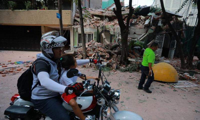Meksika'daki depremden kareler