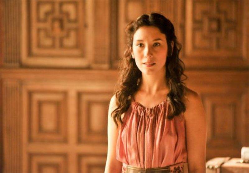 Ünlü isimlerin üzerine yapışan roller