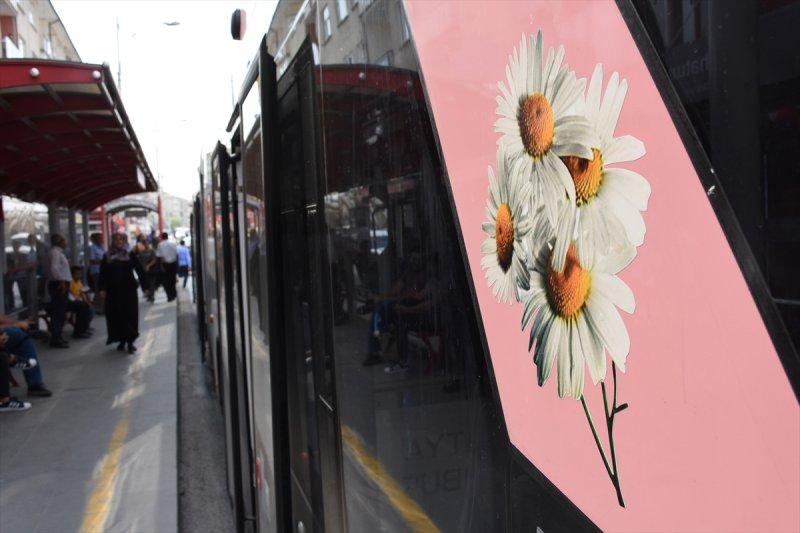 Malatya'da pembe trambüs uygulaması