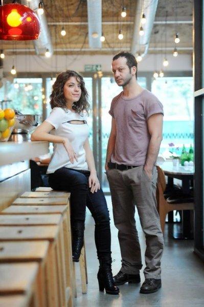 Akraba olan ünlü isimler 