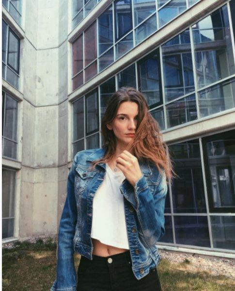 Türkiye güzeli  Aslı Sümen