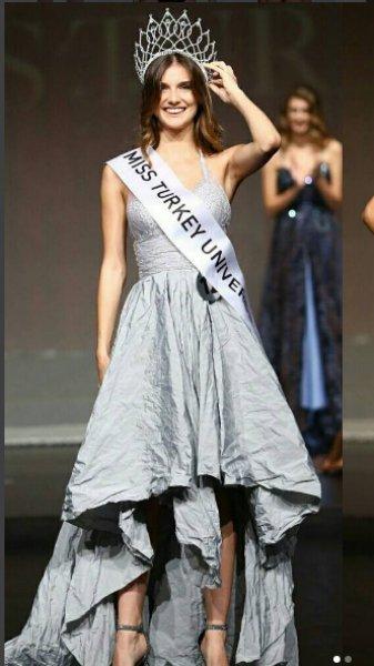 Türkiye güzeli  Aslı Sümen