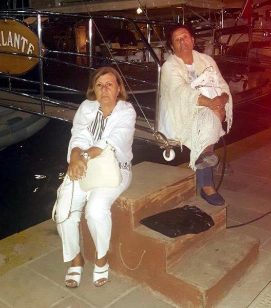 Muğla'daki deprem vatandaşları sokağa döktü