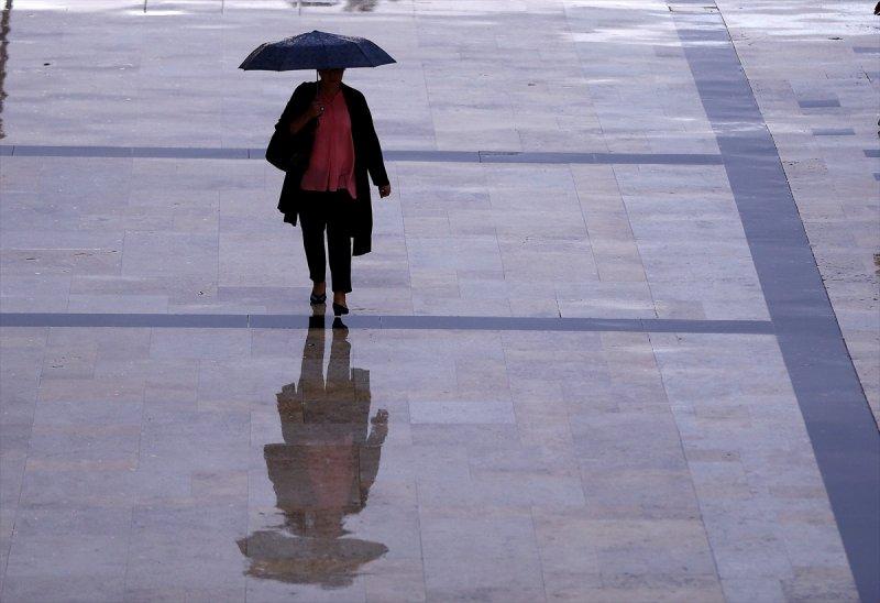 Başkentten yağmur manzaraları 