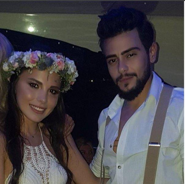 Rüzgar Erkoçlar ile Tuğba Beyazoğlu evlendi