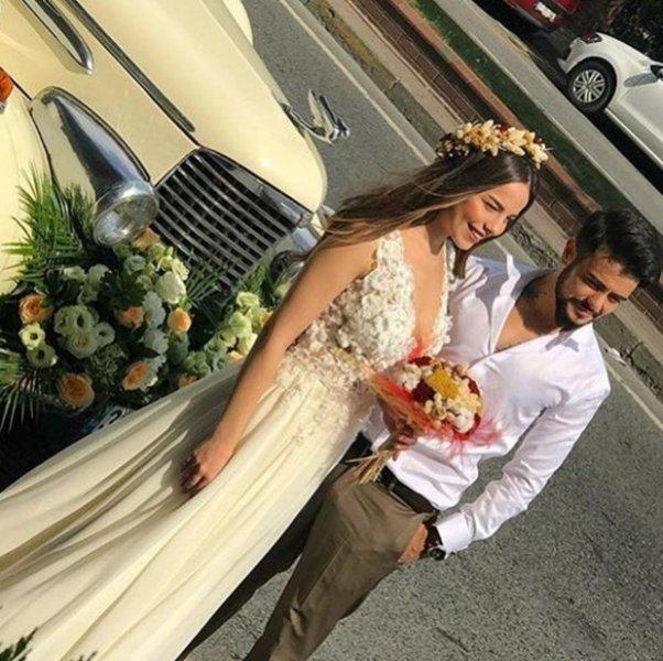 Rüzgar Erkoçlar ile Tuğba Beyazoğlu evlendi