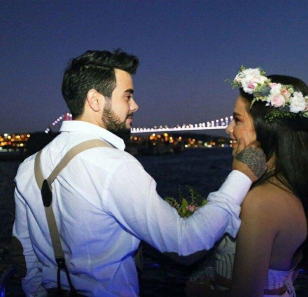 Rüzgar Erkoçlar ile Tuğba Beyazoğlu evlendi