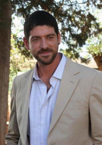 Yabancı dil konusunda parmak ısırtan ünlüler