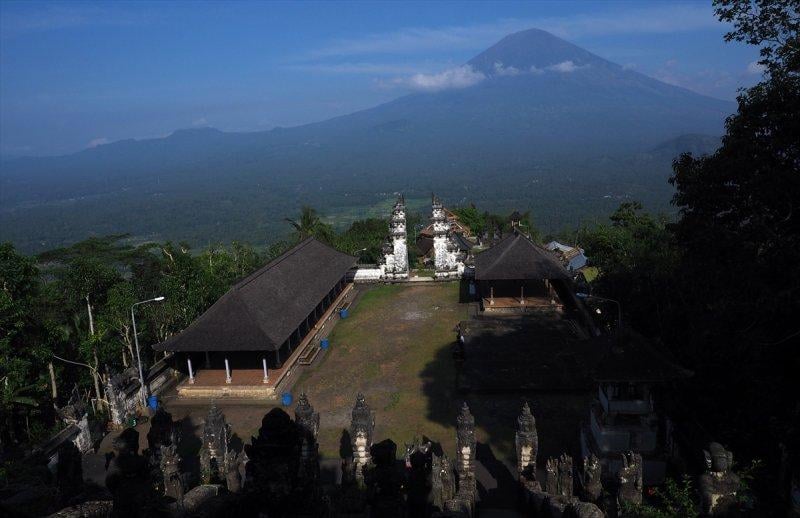 Bali'deki Lempuyang Tapınağı