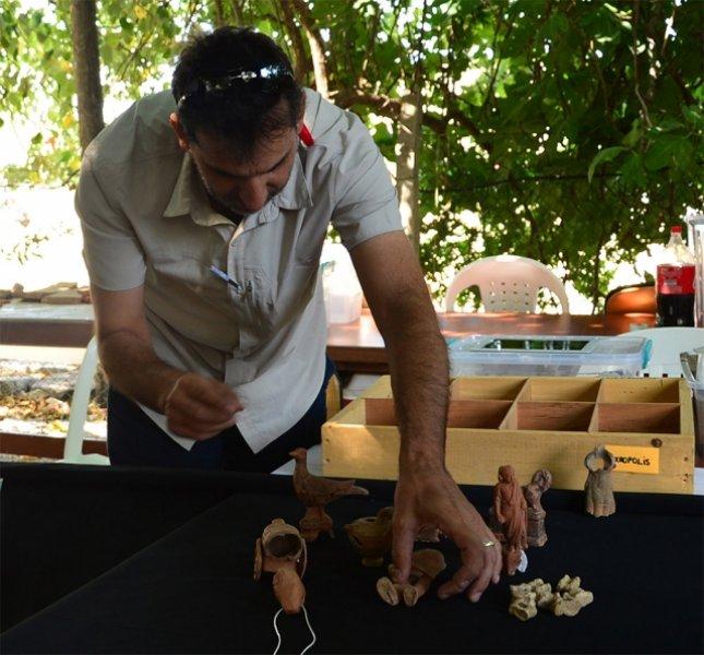 Çanakkale 2 bin yıllık oyuncak bulundu