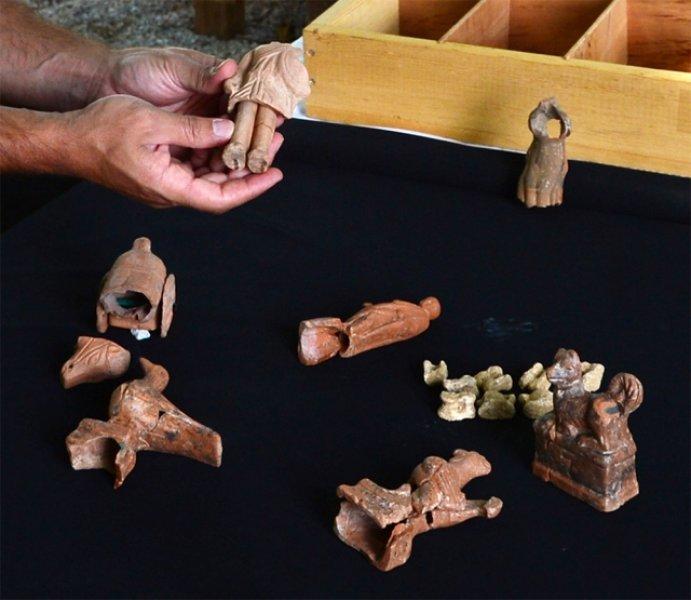 Çanakkale 2 bin yıllık oyuncak bulundu