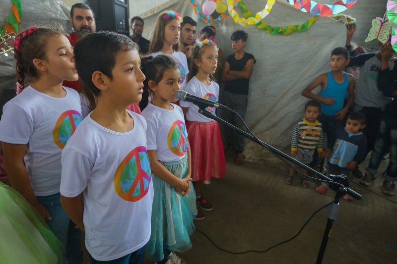 Suriyeli çocuklar için 10 dilde şarkı söylediler - Resim 5