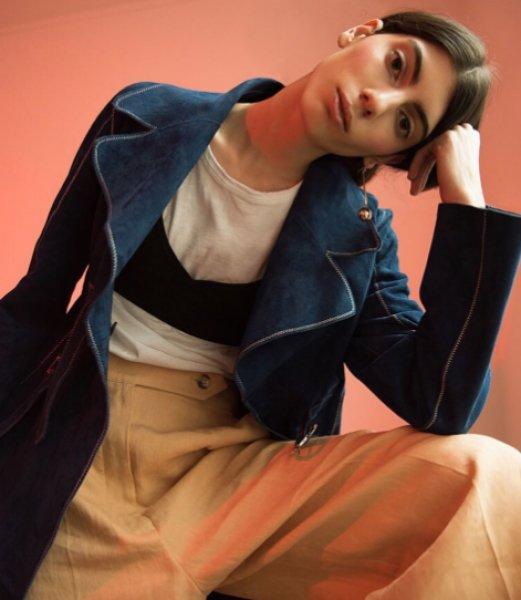 Manken Öykü Baştaş'tan takipçisine sert cevap 