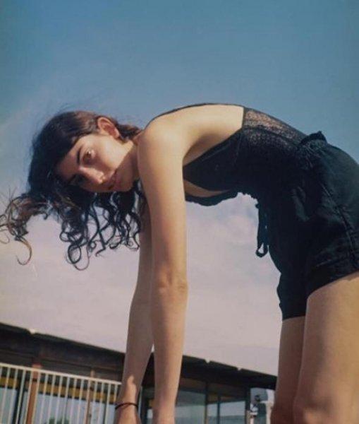 Manken Öykü Baştaş'tan takipçisine sert cevap 