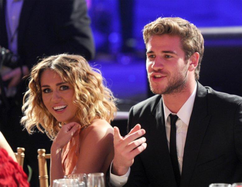 Miley Cyrus ve sevgilisi ilk kez bir film galasında