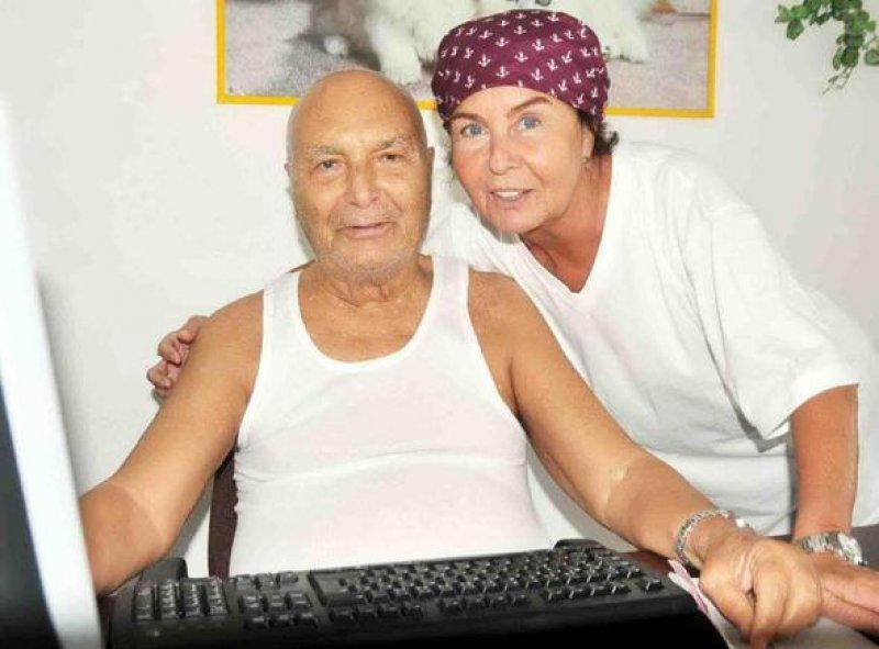 Usta oyuncu Fatma Girik'in mütevazı evi 