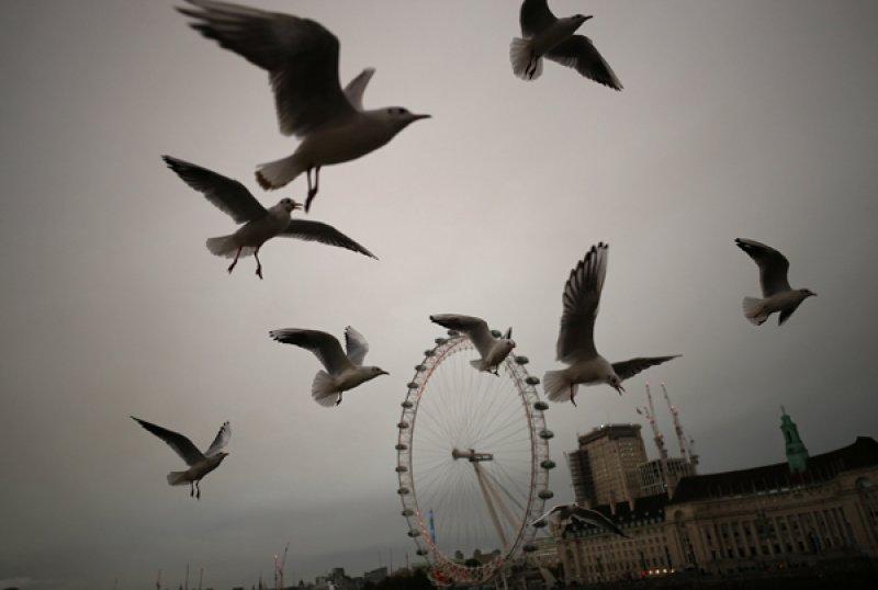 Londra'da dün hava renk değiştirdi