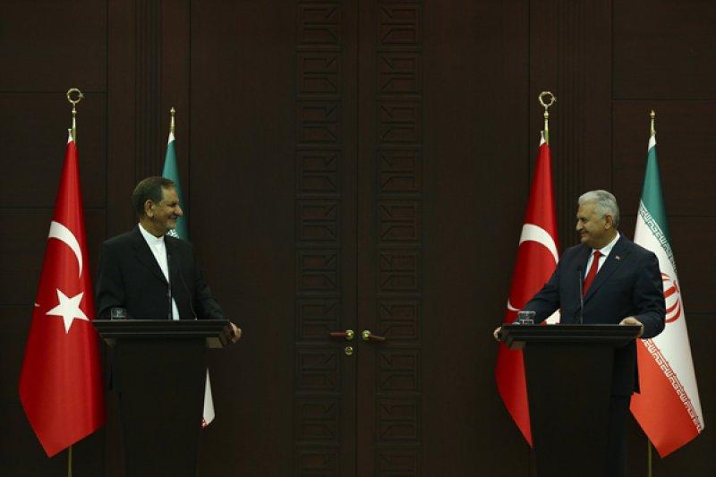 Başbakan Yıldırım, İshak Cihangiri ile basın toplantısı düzenledi - Resim 4