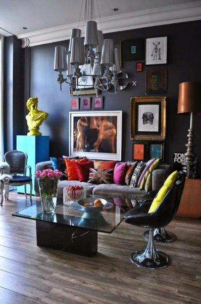 Dekorasyonda koyu duvar renkleri 