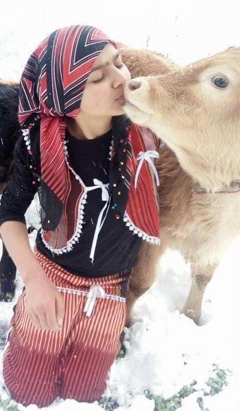 Rizeli kız Hamdu Sena Bilgin Cumhurbaşkanın özel davetlisi oldu