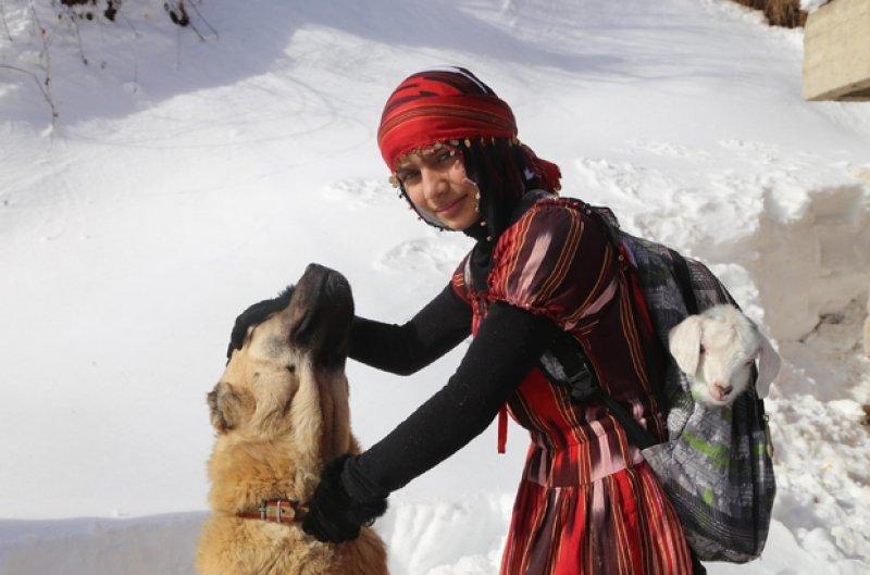 Rizeli kız Hamdu Sena Bilgin Cumhurbaşkanın özel davetlisi oldu