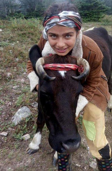 Rizeli kız Hamdu Sena Bilgin Cumhurbaşkanın özel davetlisi oldu