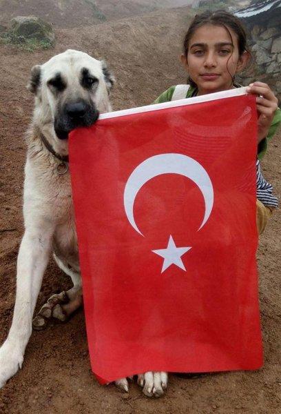 Rizeli kız Hamdu Sena Bilgin Cumhurbaşkanın özel davetlisi oldu