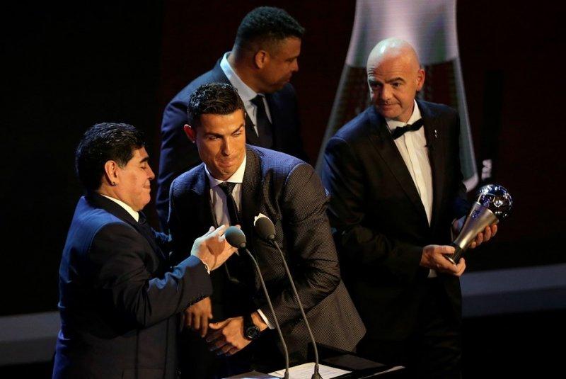FIFA Yılın Futbolcusu Ödülü Ronaldo'nun oldu
