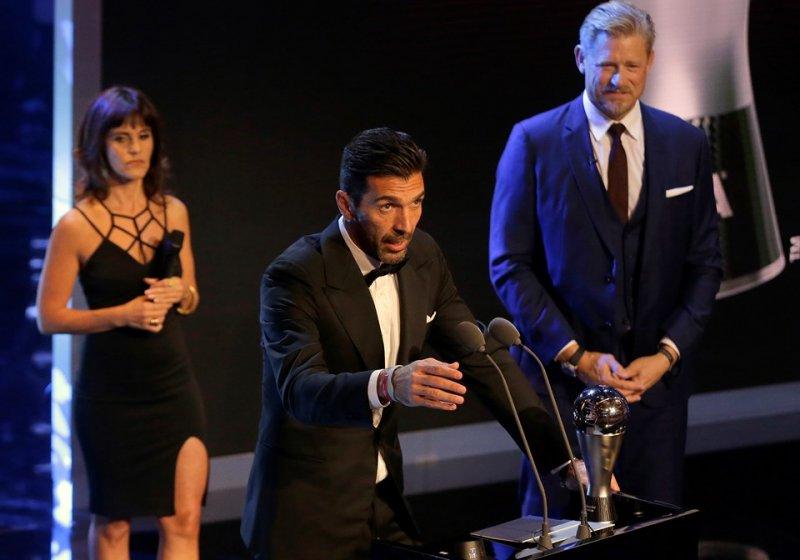 FIFA Yılın Futbolcusu Ödülü Ronaldo'nun oldu