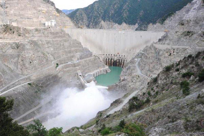 Türkiye'nin en yüksek barajı 4 yılda 2.2 milyon kişinin elektriğini karşıladı