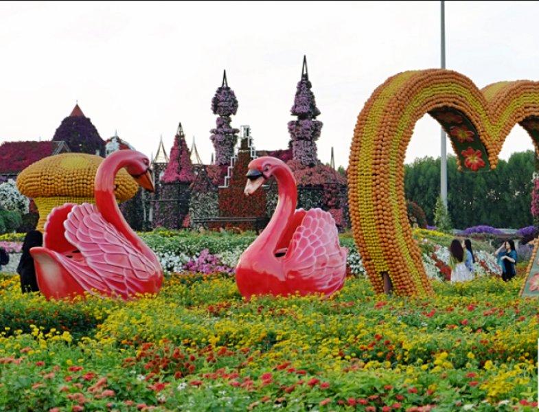 Dünyanın en büyük çiçek bahçesi