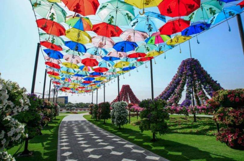 Dünyanın en büyük çiçek bahçesi