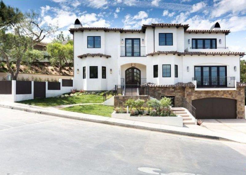 Serena Williams yeni evine taşındı 