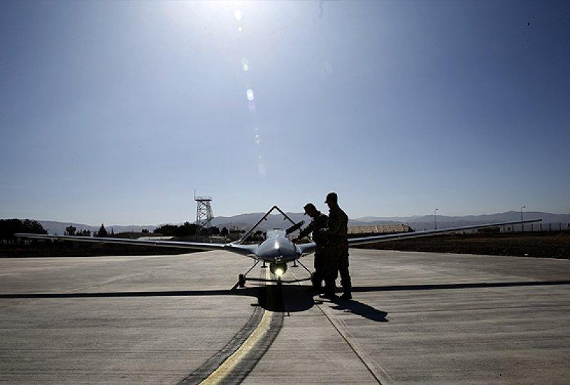 Jandarma İHA'larla teröristlere göz açtırmıyor