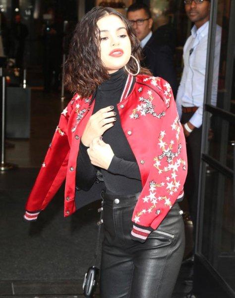 Selena Gomez  ve The Weeknd ayrıldı 