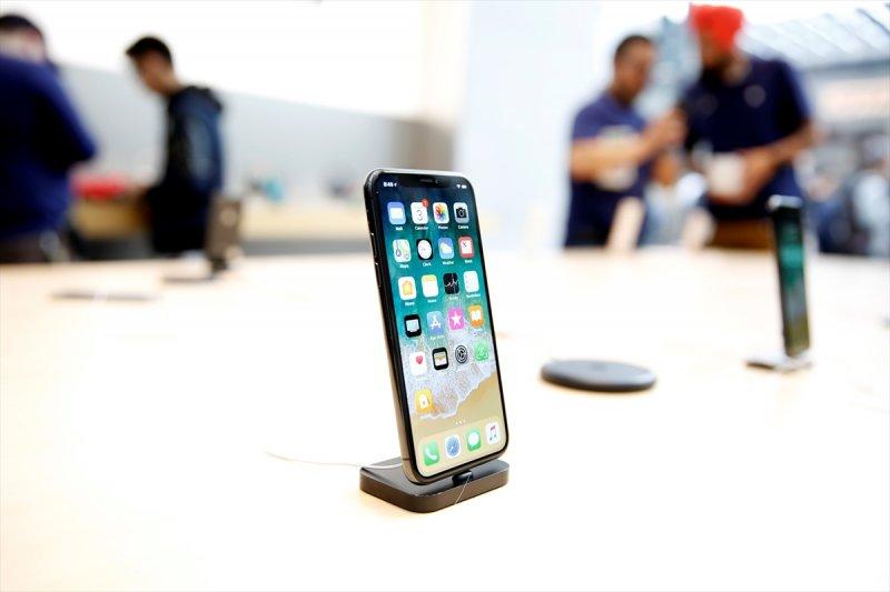 ABD'de iPhone X satışta