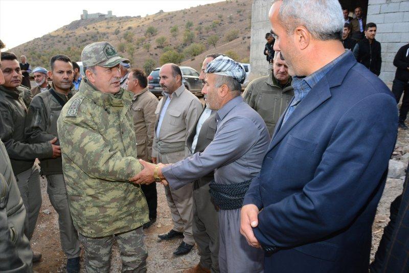 Hulusi Akar Hakkari'de