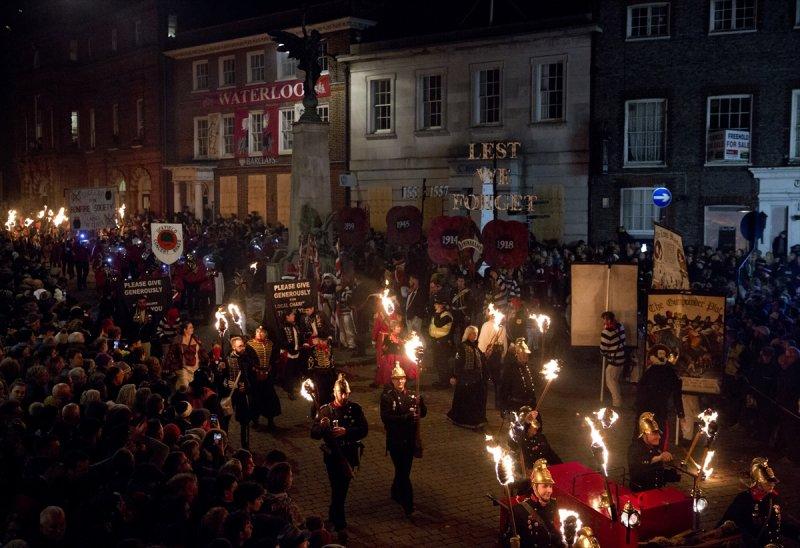 400 yıllık 'Şenlik Ateşi' festivali renkli görüntülere sahne oldu