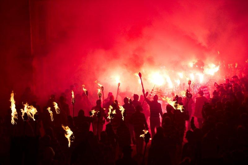 400 yıllık 'Şenlik Ateşi' festivali renkli görüntülere sahne oldu