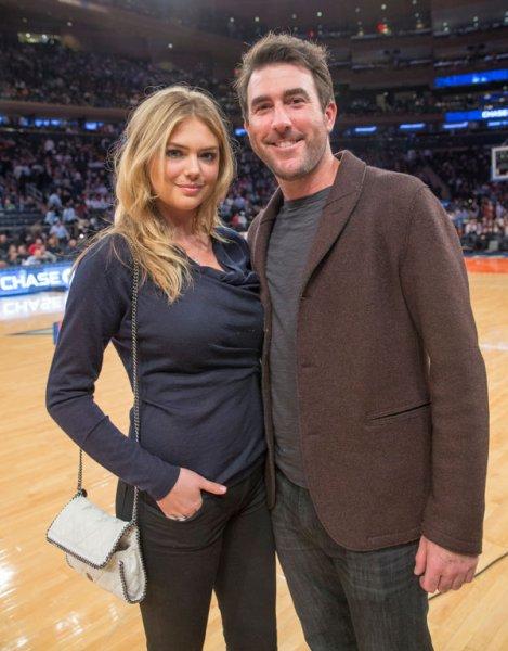 Ünlü manken Kate Upton dünya evine girdi 