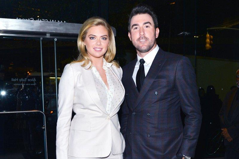 Ünlü manken Kate Upton dünya evine girdi 