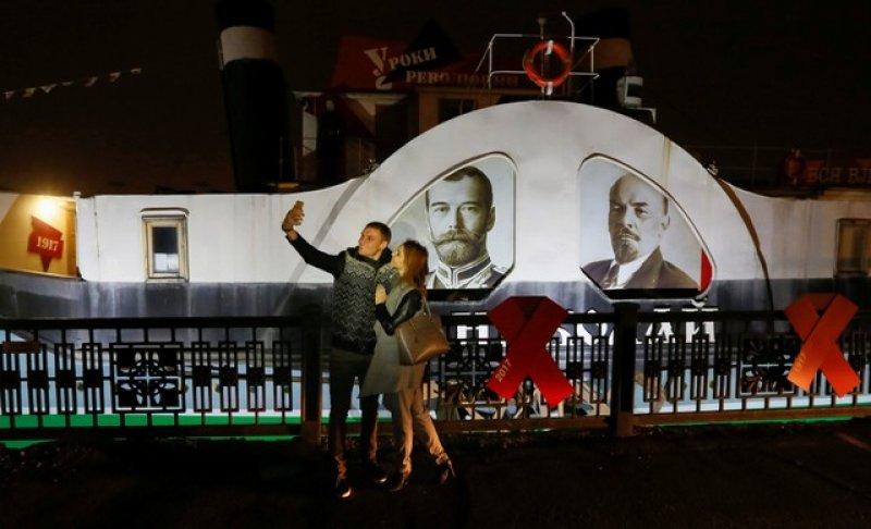 Rusya'da Bolşevik devriminin 100. yılı kutlamaları