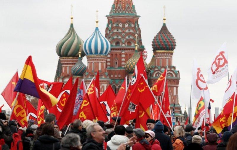 Rusya'da Bolşevik devriminin 100. yılı kutlamaları