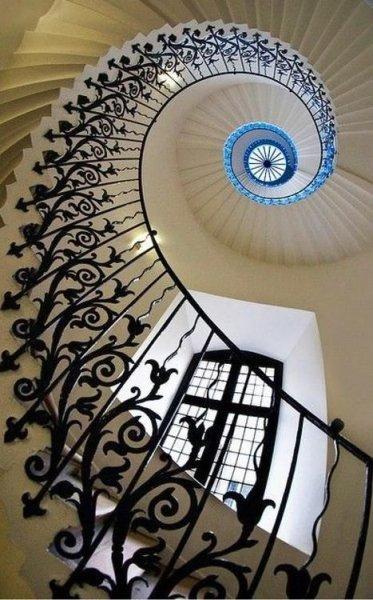 Yaratıcı merdiven tasarımları