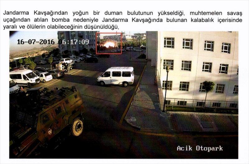 FETÖ'cülerin zırhlı araçlardan sivilleri vurduğu anlar